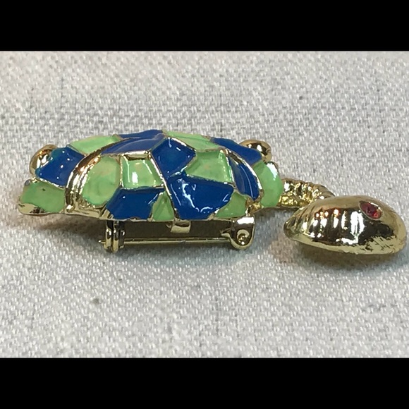 Gold Tone Enamel Turtle brooch~Costume Jewelry - Picture 5 of 8